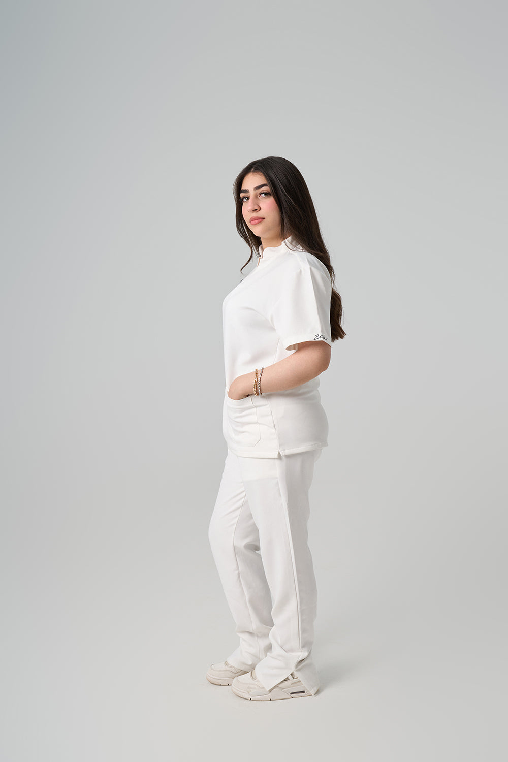on call set-white